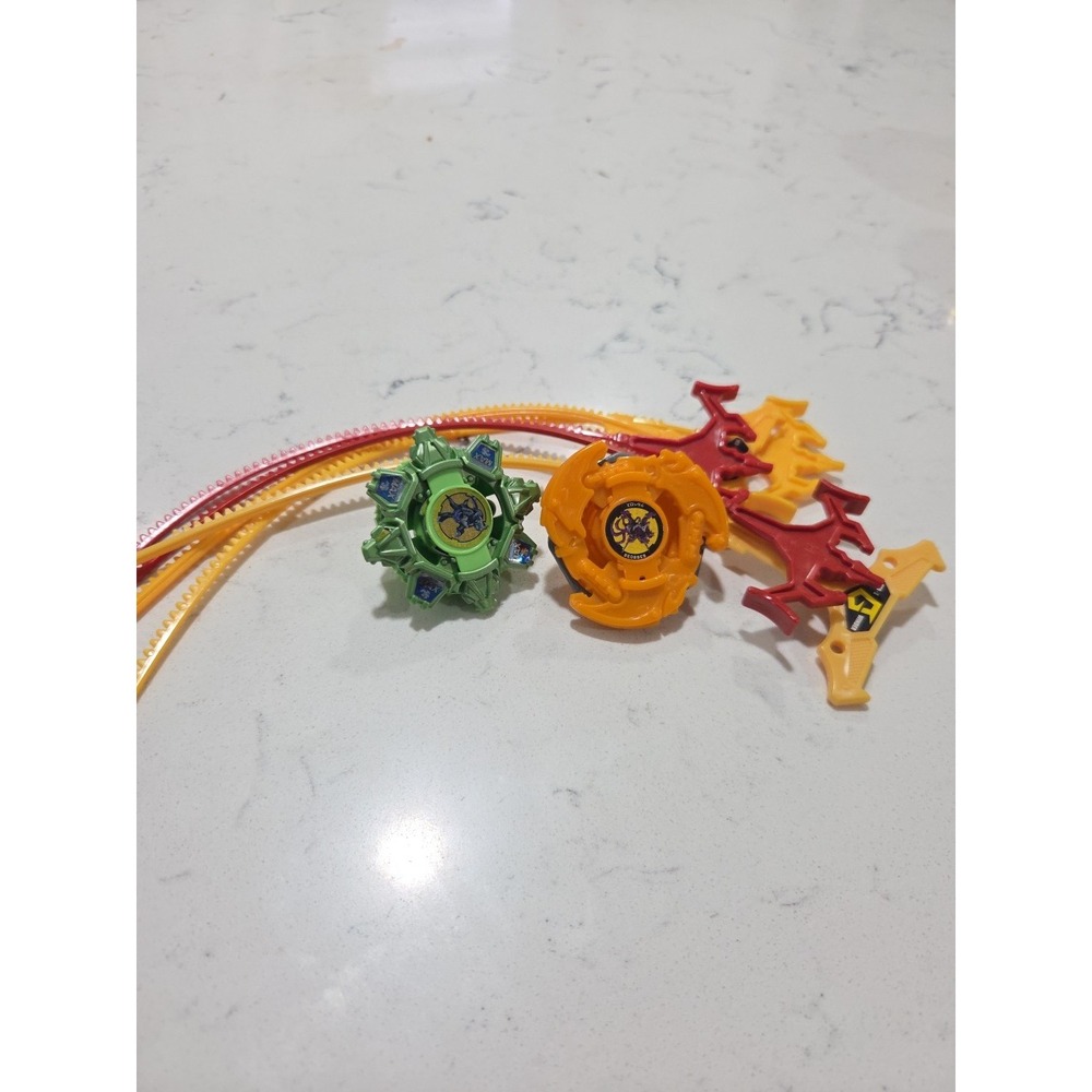 HASBRO CLASSIC Beyblades Shining Draciel And Burning Cerberus